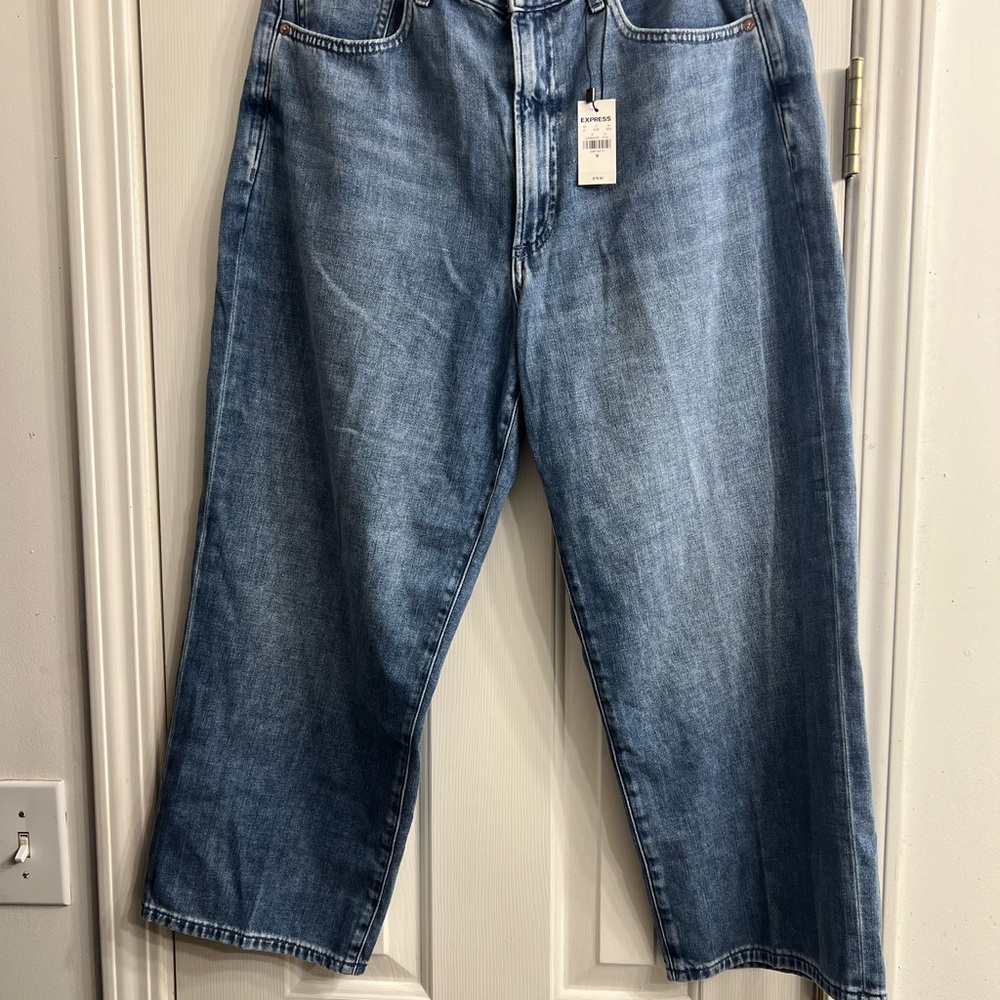 Women new Express Cropped wide leg jeans
